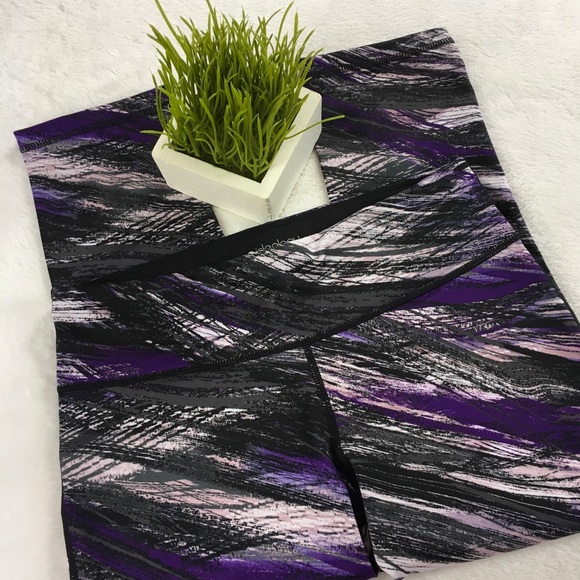 Ideology Pants - Ideology Workout Yoga Capri Cropped Leggings Sz S